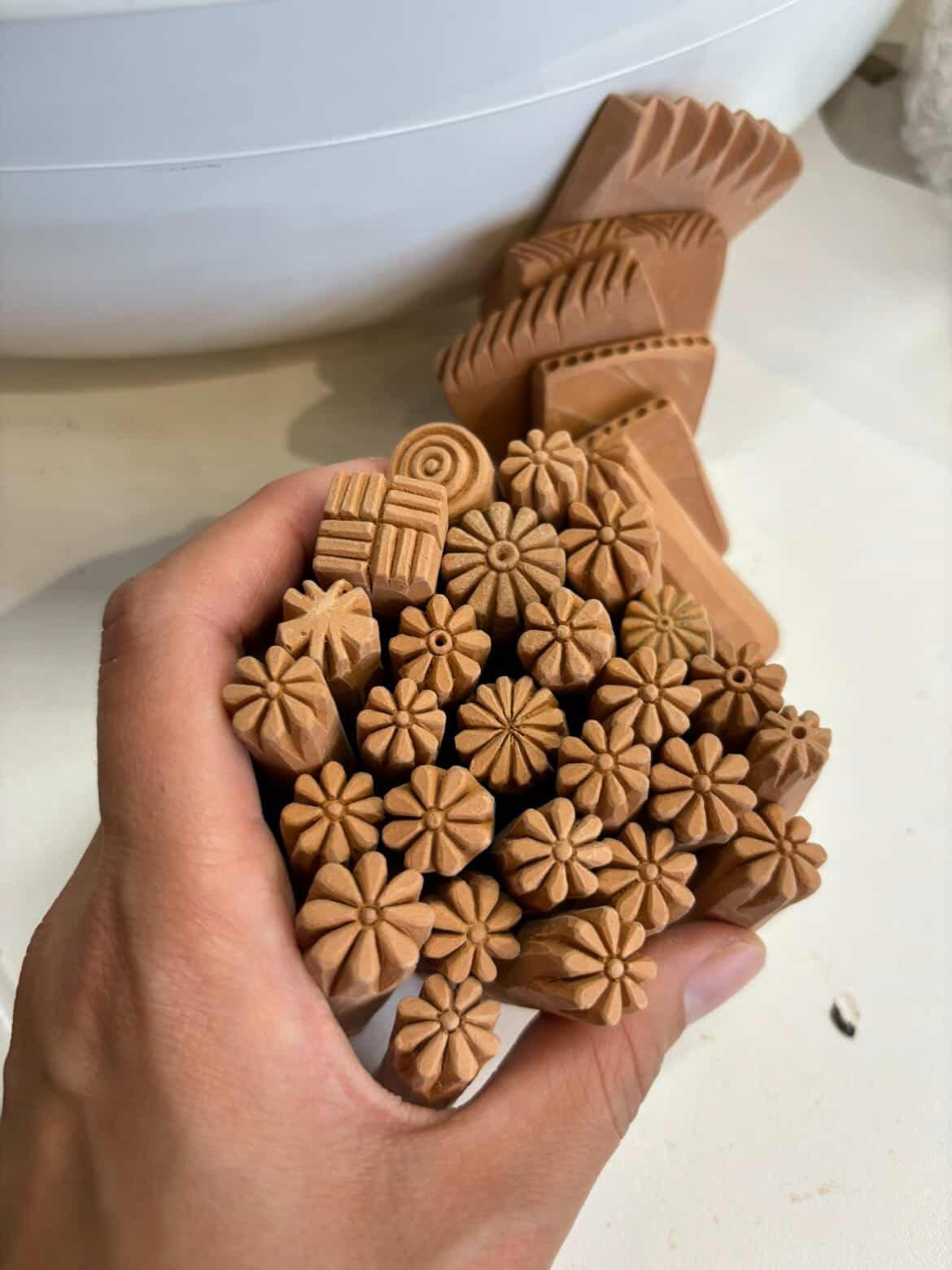 2349CADF CA83 4F1C A52F 3768E5128188